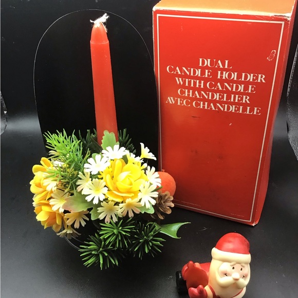Vintage Climbing Santa Candle arrangement - Picture 2 of 4